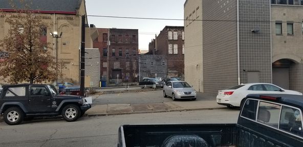 Development Lots Available: 1513-1515 Forbes Avenue, Pittsburgh, PA 15219
